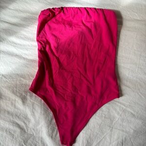 Babaton Contour tube top